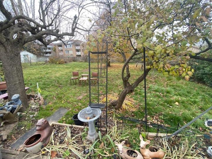 Anna's Bed & Breakfast 3*